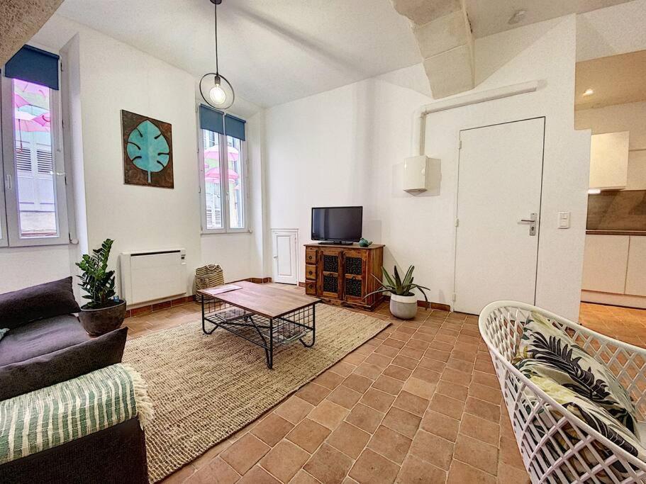 Joli Studio Au Coeur De Grasse - Parking Inclus Eksteriør billede